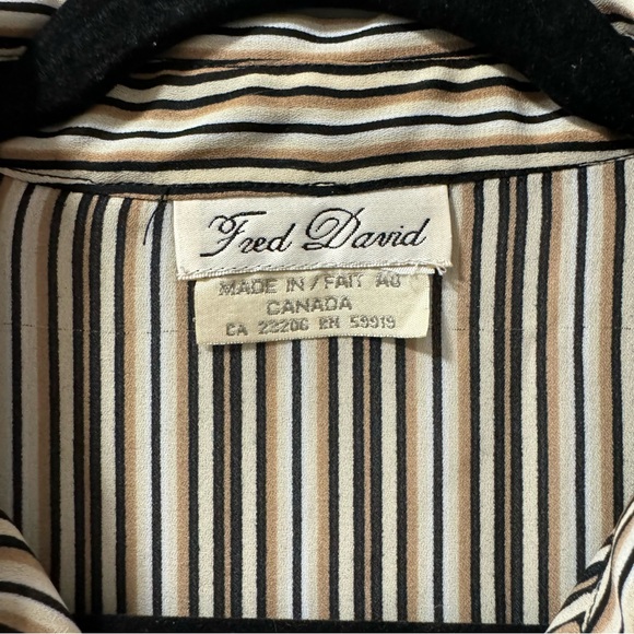 Sheer Vintage Sleeveless Blouse - Picture 3 of 5